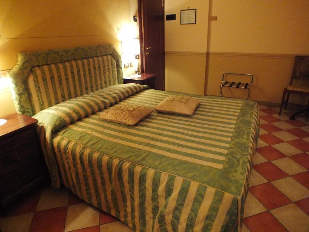 La Contrada Dei Monti Otel Orta San Giulio Dış mekan fotoğraf